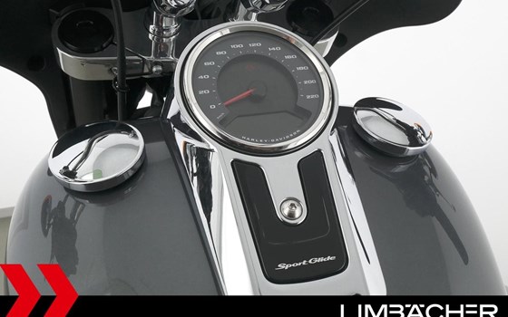 Gebrauchtmotorrad Harley-Davidson Softail Sport Glide FLSB - Bild 21