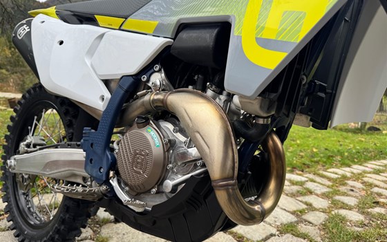 Gebrauchtmotorrad Husqvarna FC 450 - Bild 5 Gebrauchtmotorrad Husqvarna FC 450 - Bild 5