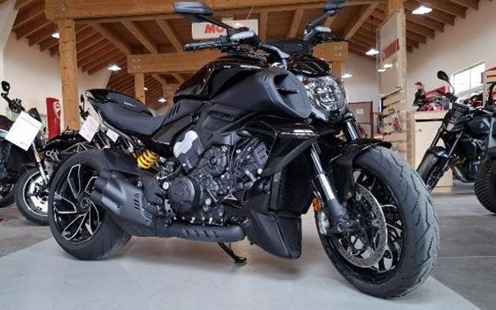 Gebrauchtmotorrad Ducati Diavel V4 - Bild 1