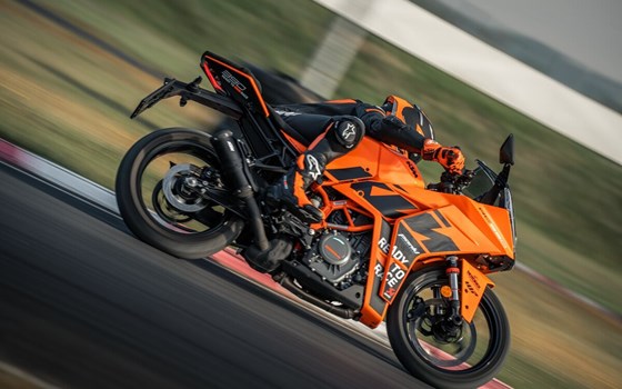 Neufahrzeug KTM RC 390 - Bild 2 Neufahrzeug KTM RC 390 - Bild 2