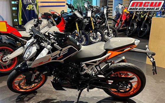 Neufahrzeug KTM 125 Duke - Bild 4 Neufahrzeug KTM 125 Duke - Bild 4