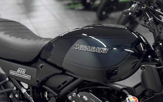 Neufahrzeug Kawasaki Z900 RS - Bild 10