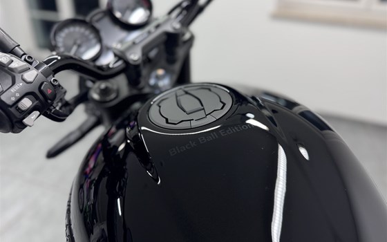 Neufahrzeug Kawasaki Z900 RS - Bild 7