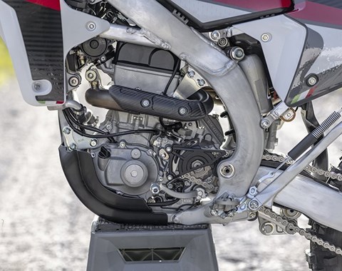 zum Vergrössern bitte anklicken!