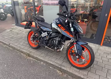 Gebrauchte Gebrauchte