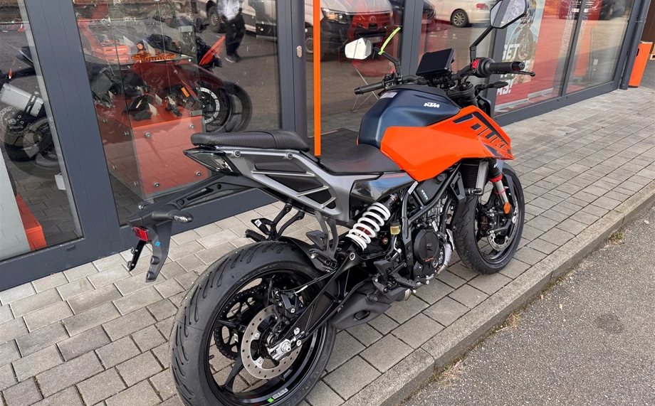 Angebot KTM 125 Duke Bild 3: Angebot KTM 125 Duke