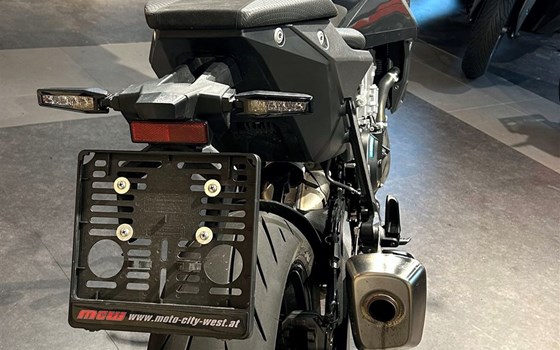 Neufahrzeug KTM 990 Duke - Bild 4 Neufahrzeug KTM 990 Duke - Bild 4