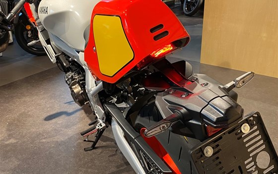 Neufahrzeug Yamaha XSR900 GP - Bild 4 Neufahrzeug Yamaha XSR900 GP - Bild 4