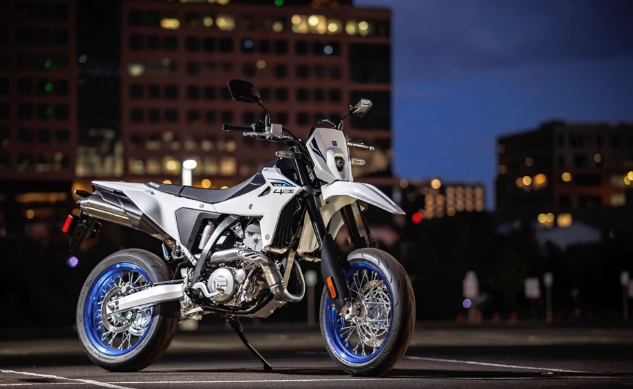 Angebot Suzuki DR-Z4SM Bild 9: Angebot Suzuki DR-Z4SM