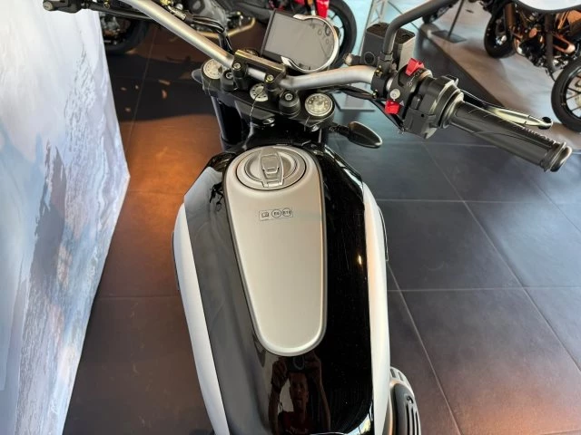 Angebot Ducati Scrambler Icon Dark Bild 7: Angebot Ducati Scrambler Icon Dark