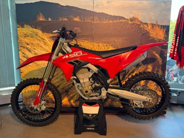 Angebot Ducati Desmo450 MX Bild 1: Angebot Ducati Desmo450 MX