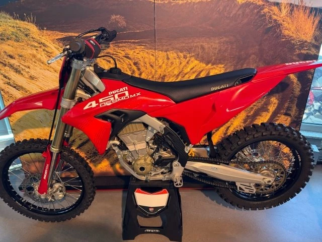 Angebot Ducati Desmo450 MX Bild 2: Angebot Ducati Desmo450 MX