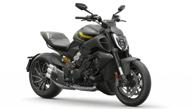 Angebot Ducati Diavel V4 Bild 2: Angebot Ducati Diavel V4