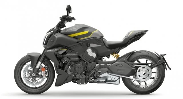 Angebot Ducati Diavel V4 Bild 3: Angebot Ducati Diavel V4