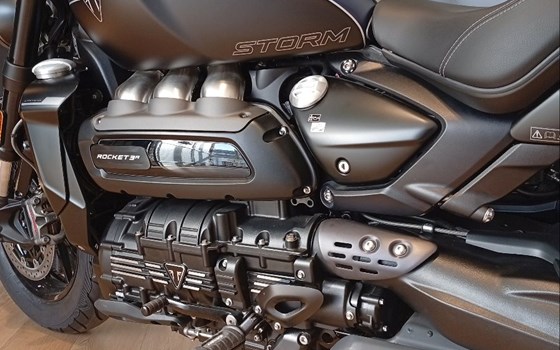Neufahrzeug Triumph Rocket 3 Storm R - Bild 10