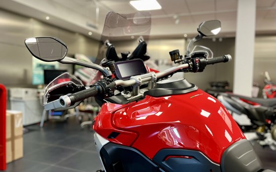 Gebrauchtmotorrad Ducati Multistrada V4 Rally - Bild 8