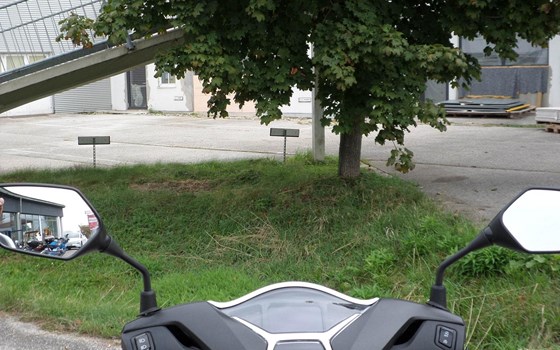 Gebrauchtmotorrad Honda SH125i - Bild 10