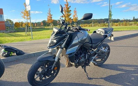 Gebrauchtmotorrad Honda CB750 Hornet - Bild 3