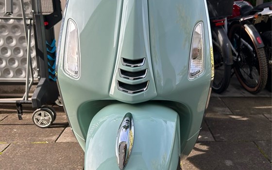 Gebrauchtmotorrad Vespa Primavera 50 - Bild 6 Gebrauchtmotorrad Vespa Primavera 50 - Bild 6