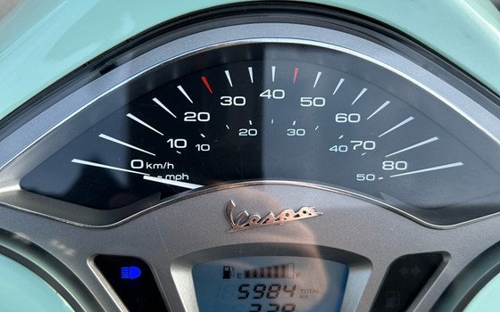 Gebrauchtmotorrad Vespa Primavera 50 - Bild 3 Gebrauchtmotorrad Vespa Primavera 50 - Bild 3