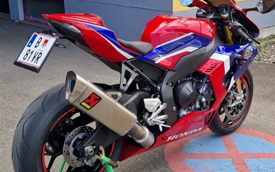 Gebrauchtmotorrad Honda CBR1000RR-R Fireblade SP - Bild 3
