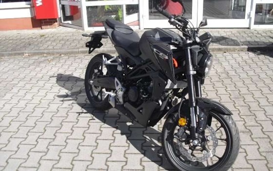 Neufahrzeug Honda CB125R - Bild 1
