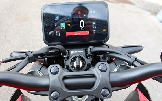 Gebrauchtmotorrad Honda CB1000 Hornet - Bild 7 Gebrauchtmotorrad Honda CB1000 Hornet - Bild 7