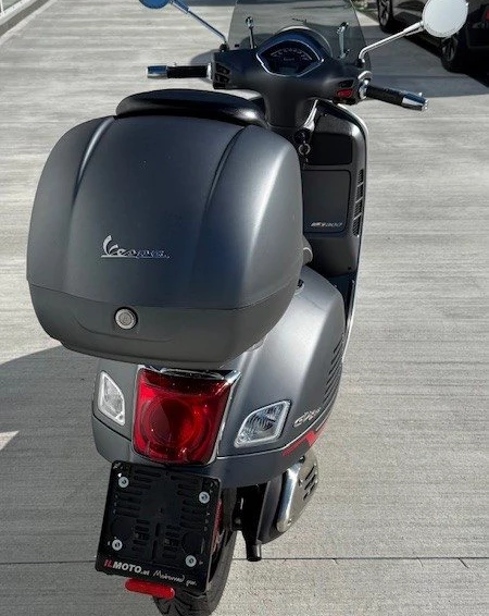 Angebot Vespa GTS 300 hpe Super Sport Bild 3: Angebot Vespa GTS 300 hpe Super Sport