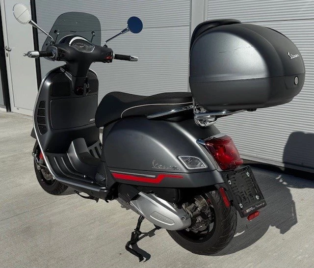 Angebot Vespa GTS 300 hpe Super Sport Bild 6: Angebot Vespa GTS 300 hpe Super Sport