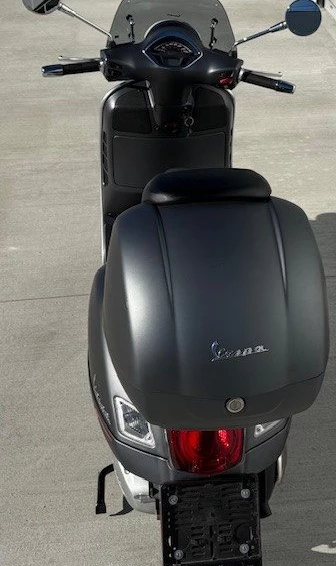 Angebot Vespa GTS 300 hpe Super Sport Bild 7: Angebot Vespa GTS 300 hpe Super Sport