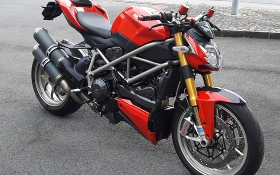 Motorrad Occasion Ducati Streetfighter S - Bild 2