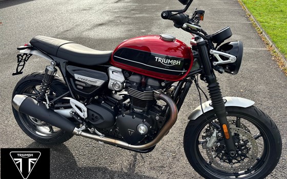 Gebrauchtmotorrad Triumph Speed Twin 1200 - Bild 1
