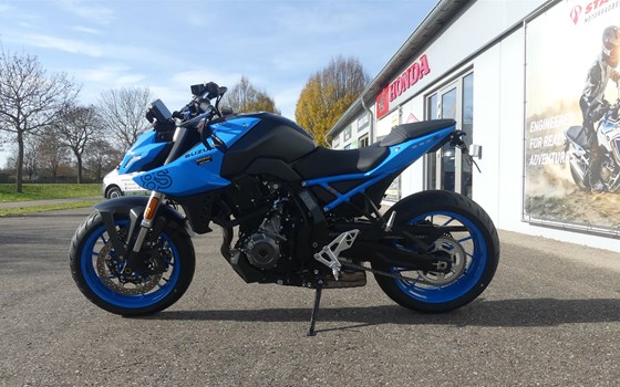 Gebrauchtmotorrad Suzuki GSX-8S - Bild 3