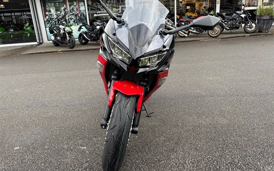 Gebrauchtmotorrad Kawasaki Ninja 650 40th Anniversary - Bild 8