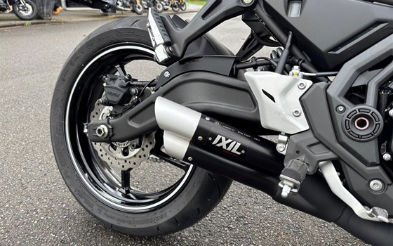 Gebrauchtmotorrad Kawasaki Ninja 650 40th Anniversary - Bild 7