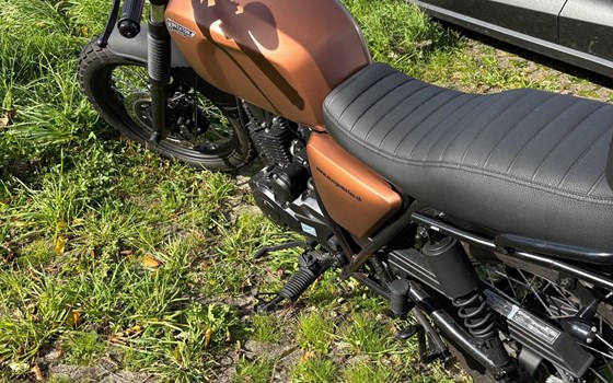 Motorrad Occasion Brixton Cromwell 125 - Bild 4