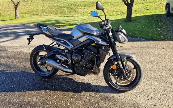 Gebrauchtmotorrad Triumph Street Triple 765 R - Bild 4