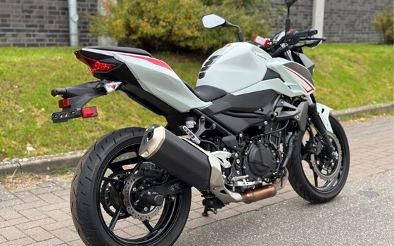 Gebrauchtmotorrad Kawasaki Z 400 - Bild 3