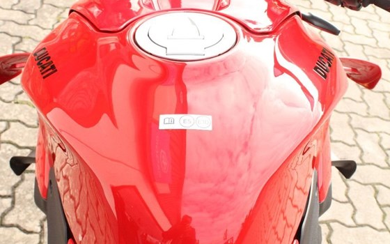 Gebrauchtmotorrad Ducati Streetfighter V4 S - Bild 16