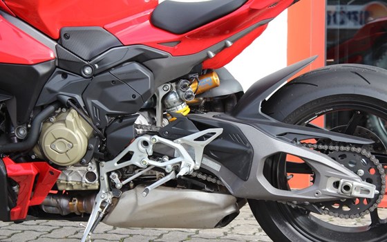 Gebrauchtmotorrad Ducati Streetfighter V4 S - Bild 21