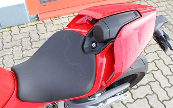 Gebrauchtmotorrad Ducati Streetfighter V4 S - Bild 23