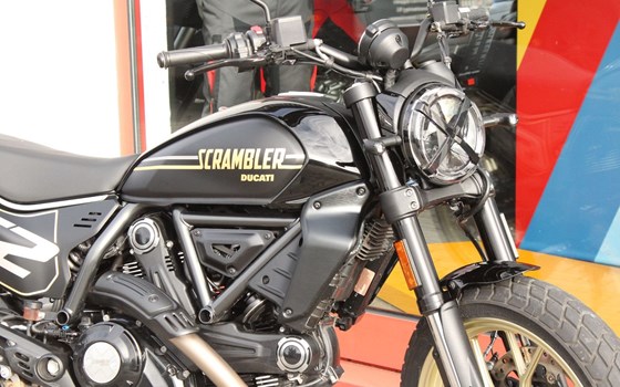 Gebrauchtmotorrad Ducati Scrambler Full Throttle - Bild 6