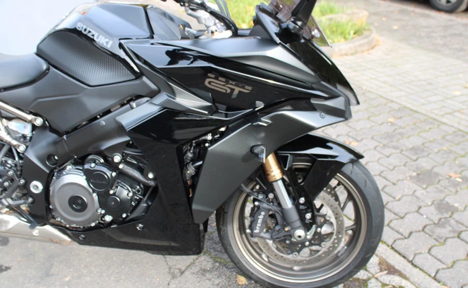 Angebot Suzuki GSX-S1000GT Bild 8: Angebot Suzuki GSX-S1000GT