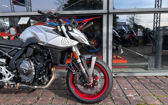 Neufahrzeug Suzuki GSX-8S - Bild 10