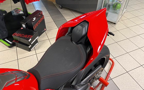 Gebrauchtmotorrad Ducati Panigale V4 - Bild 10