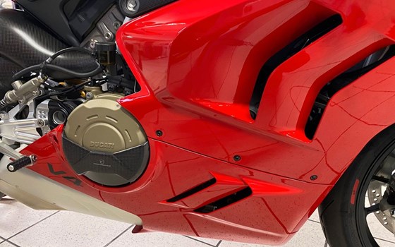 Gebrauchtmotorrad Ducati Panigale V4 - Bild 15