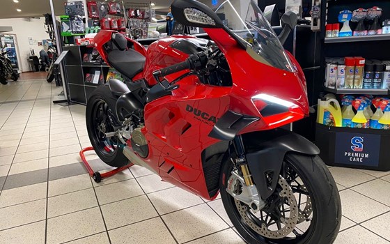 Gebrauchtmotorrad Ducati Panigale V4 - Bild 2