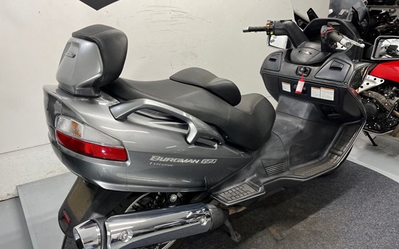 Gebrauchtmotorrad Suzuki Burgman 650 - Bild 11