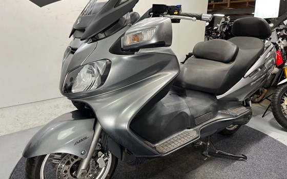 Gebrauchtmotorrad Suzuki Burgman 650 - Bild 3
