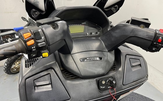 Gebrauchtmotorrad Suzuki Burgman 650 - Bild 6